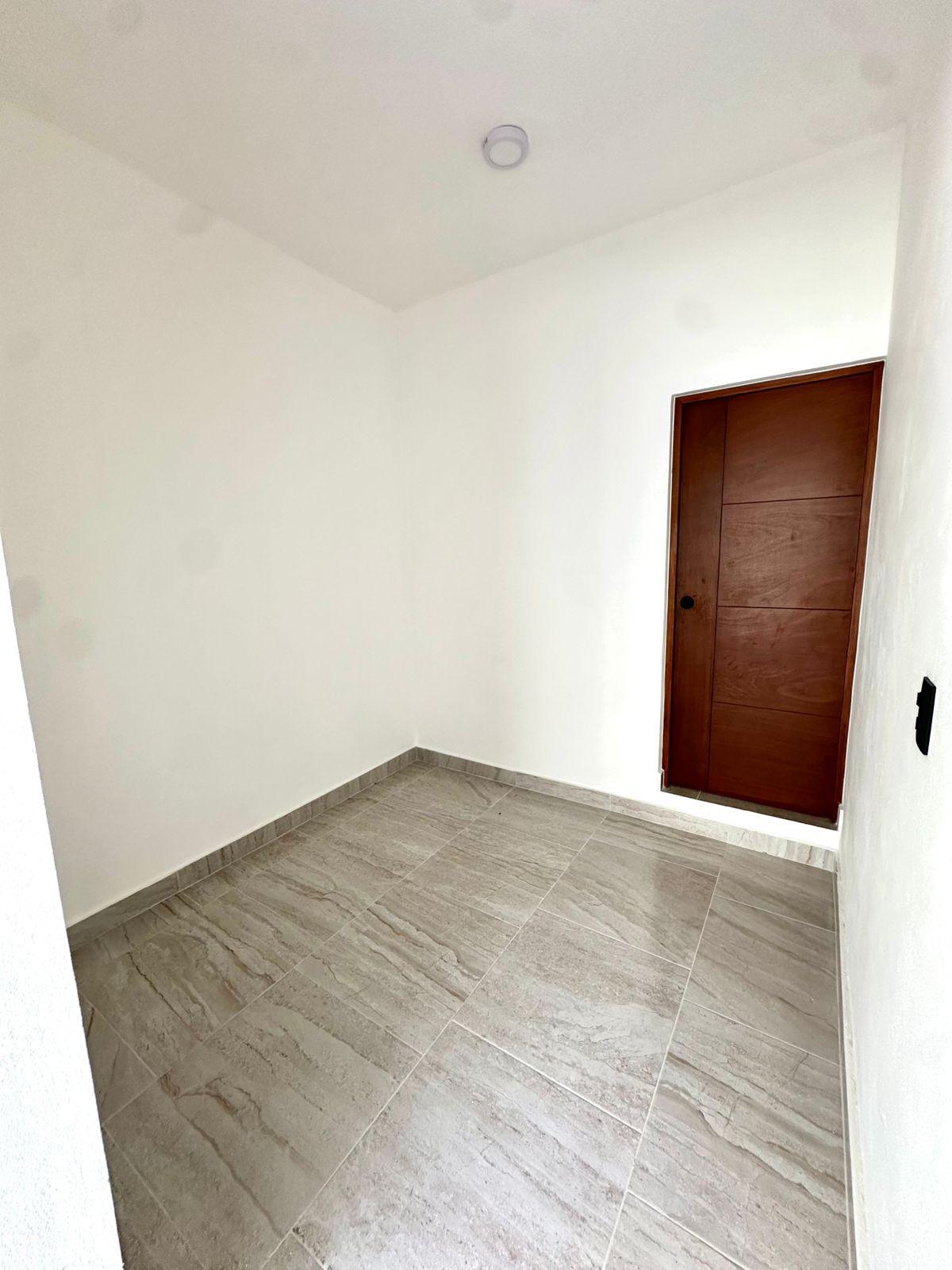 Casa en Venta de Oportunidad en Vía Cumbres Cancún – 4 Recámaras, 2 Niveles