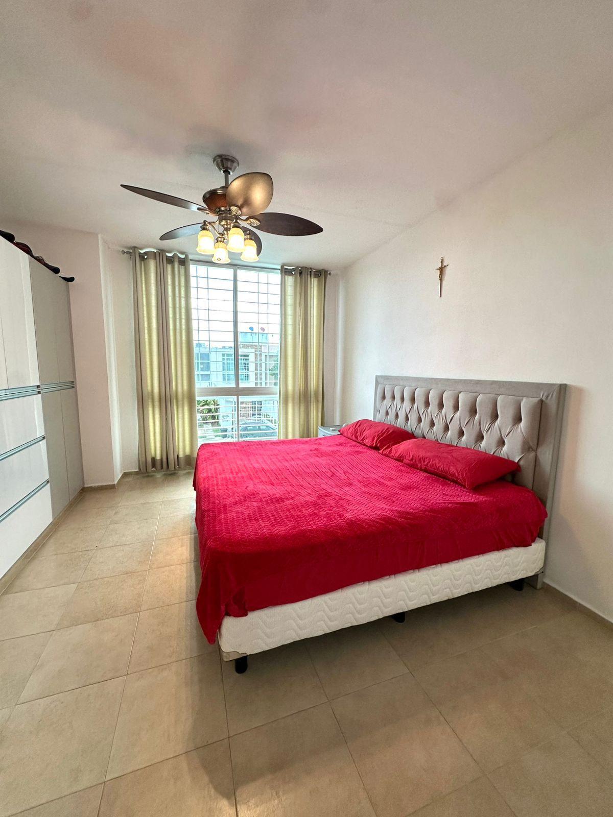 Casa en Venta en Santa Fe II Residencial Madrid Cancún – 2 Recámaras, 2 Niveles