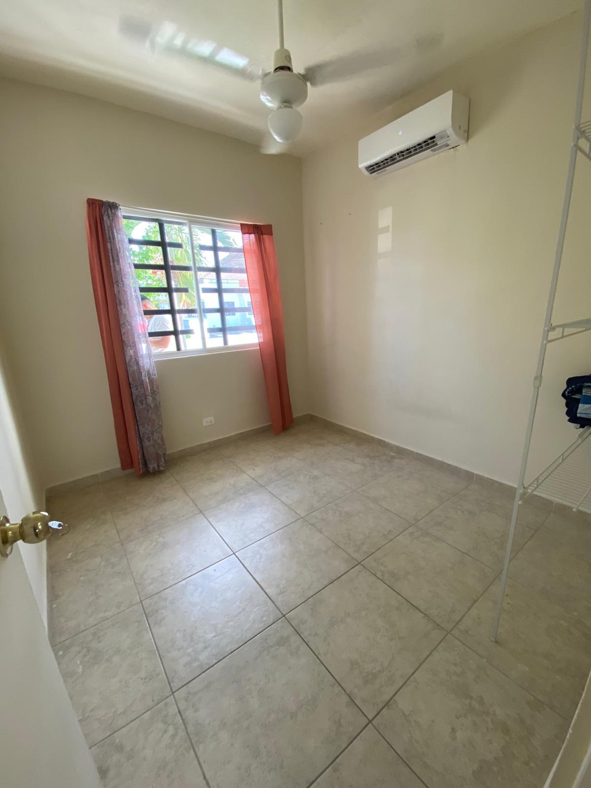Casa de 1 Nivel en Renta en Delicias del Sur 1, Cancún – 2 Recámaras, Alberca y Seguridad 24/7