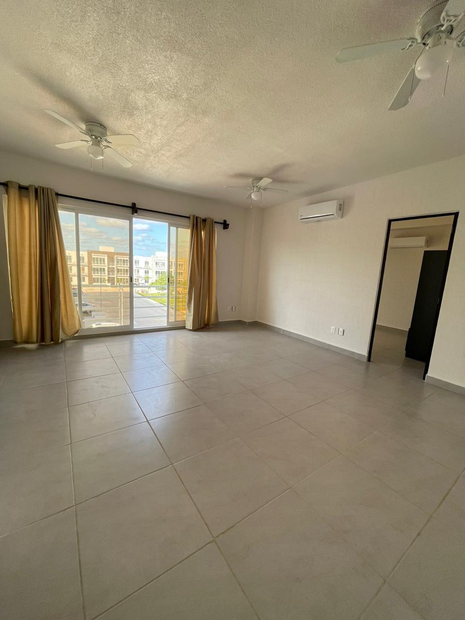 Departamento en Venta en Fraccionamiento Izamal Sur Cancún | 3 Recámaras y Alberca