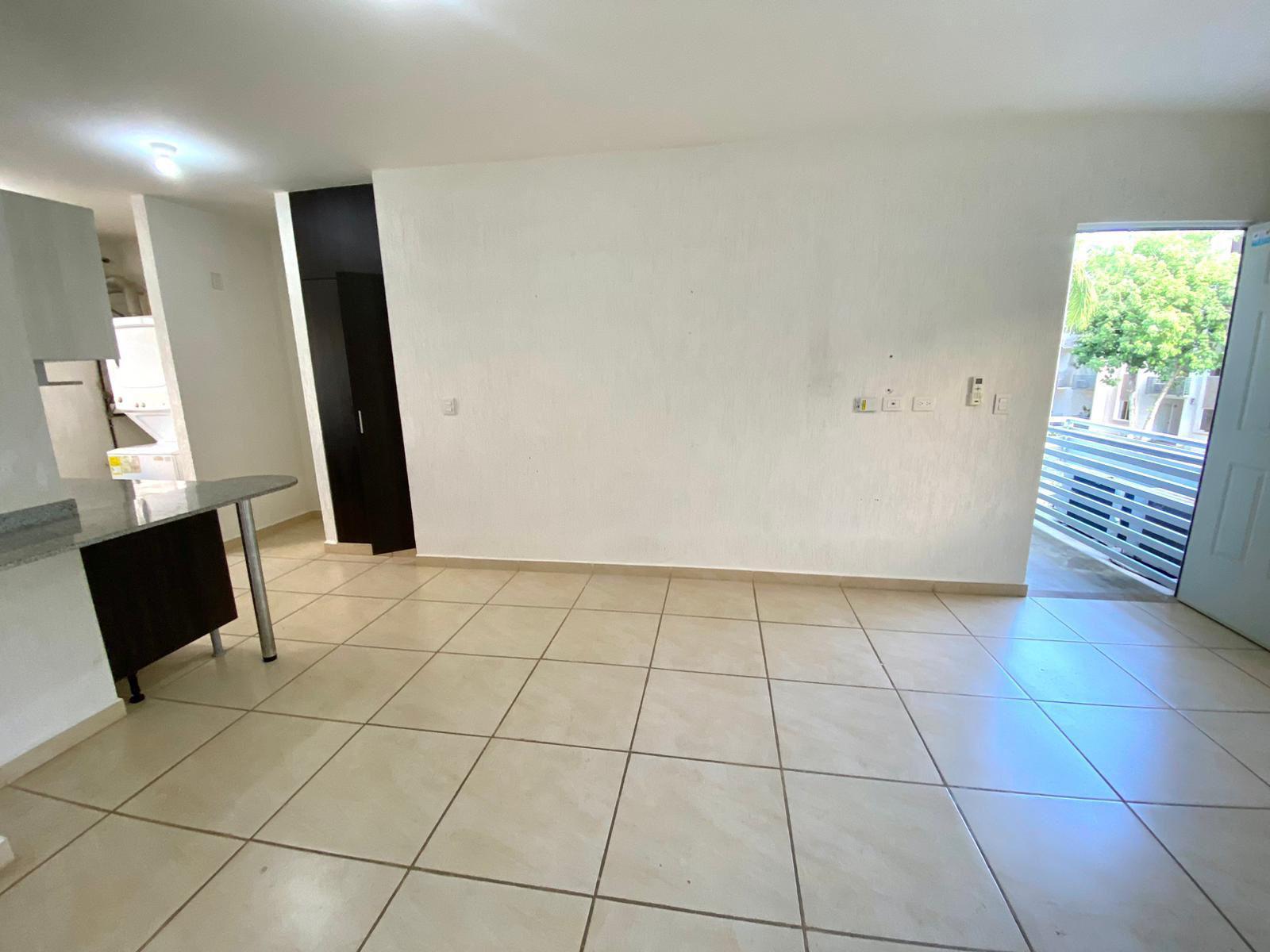 Vendo Lindo Departamento en Jardines 4 – 2 Recámaras Frente a la Alberca, Planta Alta