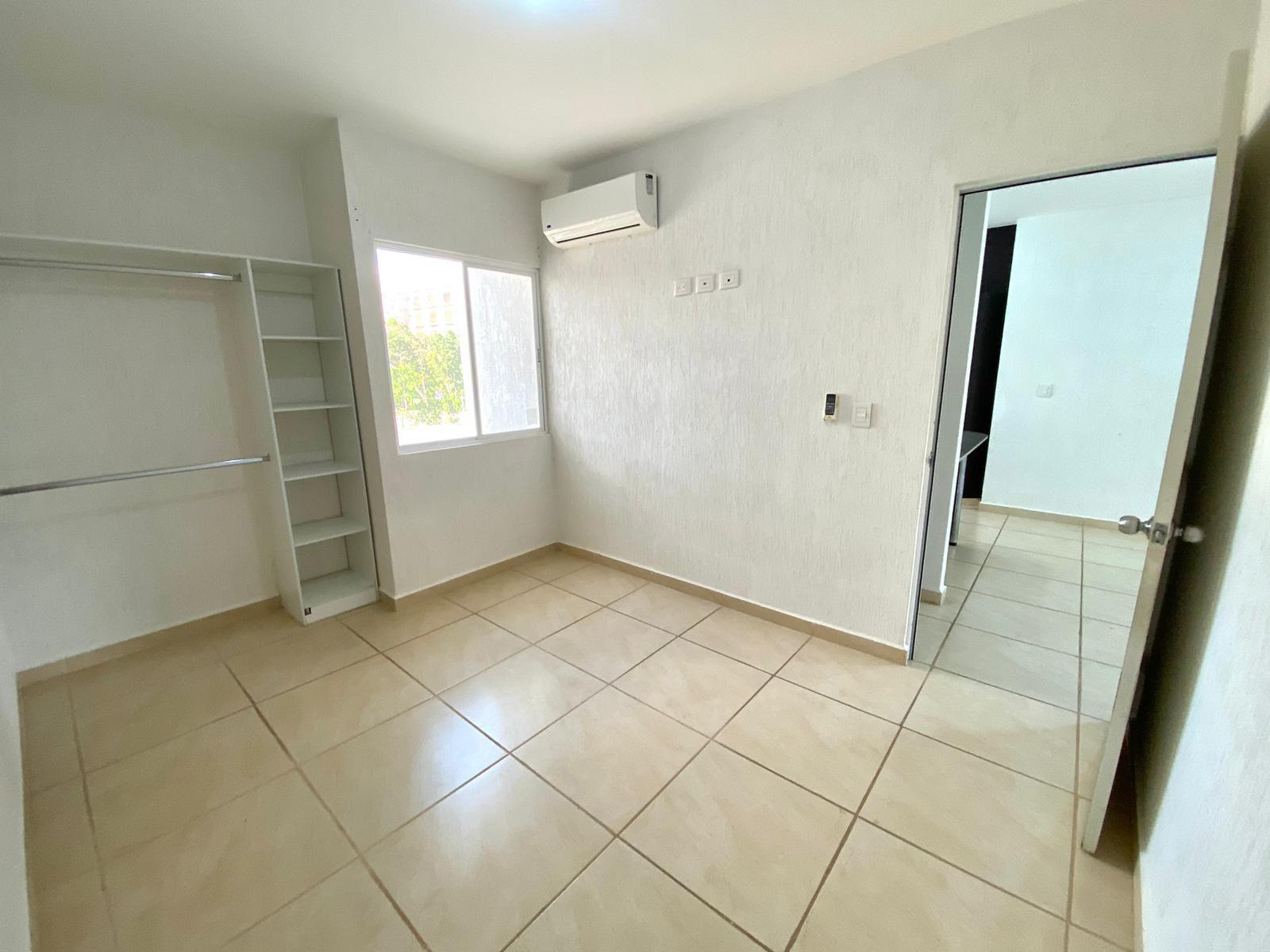 Vendo Lindo Departamento en Jardines 4 – 2 Recámaras Frente a la Alberca, Planta Alta
