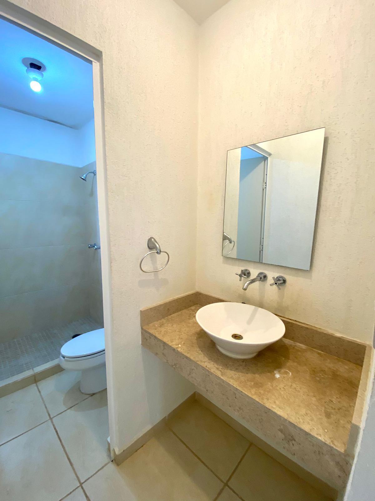 Vendo Lindo Departamento en Jardines 4 – 2 Recámaras Frente a la Alberca, Planta Alta