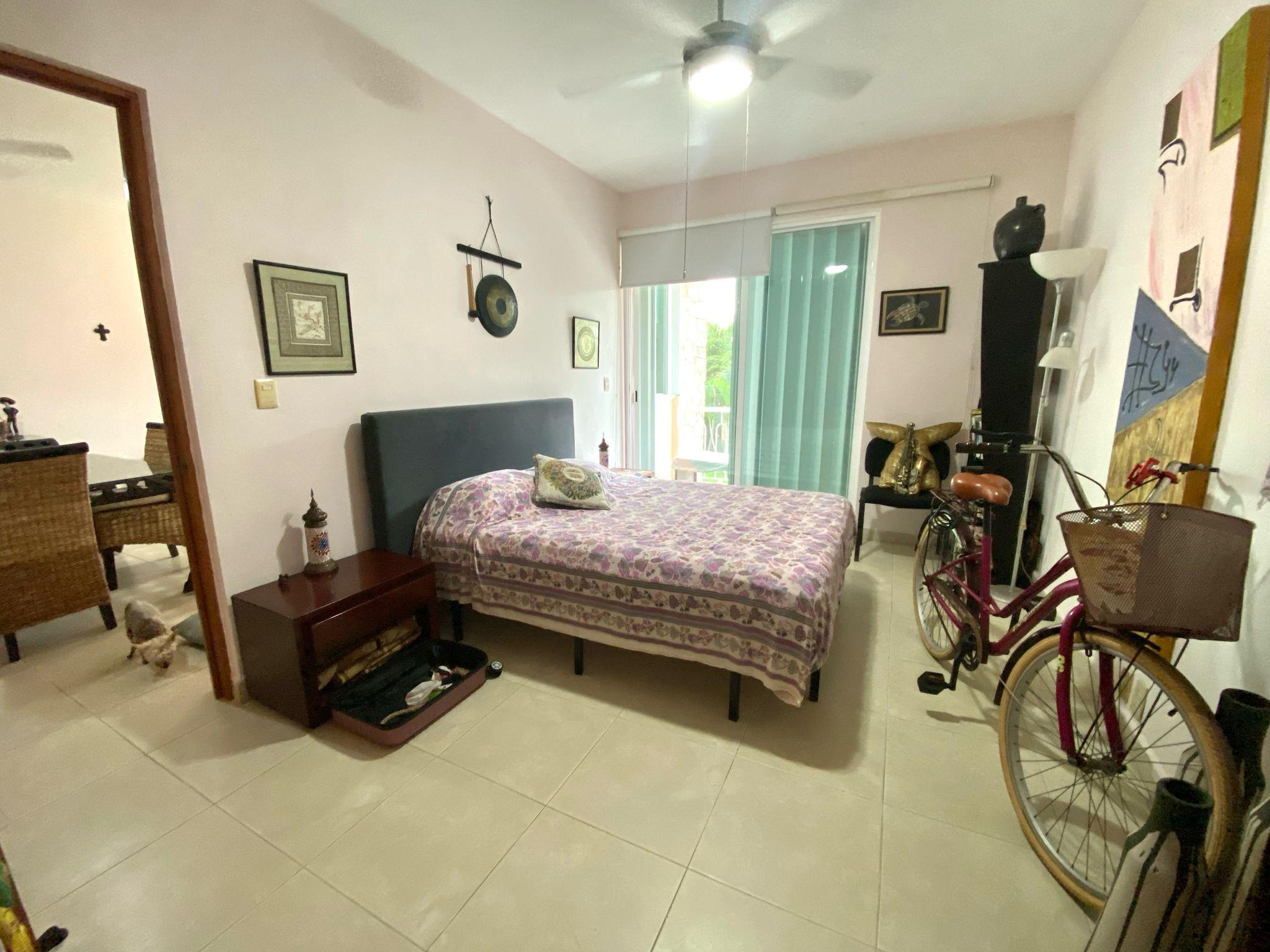 Vendo hermoso departamento en Condominio La Vista, El Table Cancún, con 3 recámaras y vista a la alberca