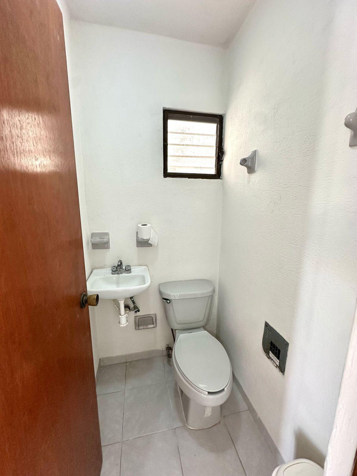Casa con Vista al Mar en Puerto Juárez, Villas Playa Blanca — Ideal para Hotel u Hostal