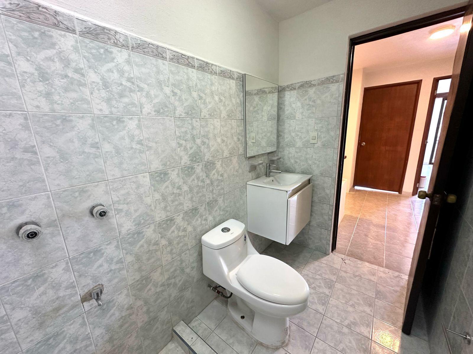 Casa con Vista al Mar en Puerto Juárez, Villas Playa Blanca — Ideal para Hotel u Hostal